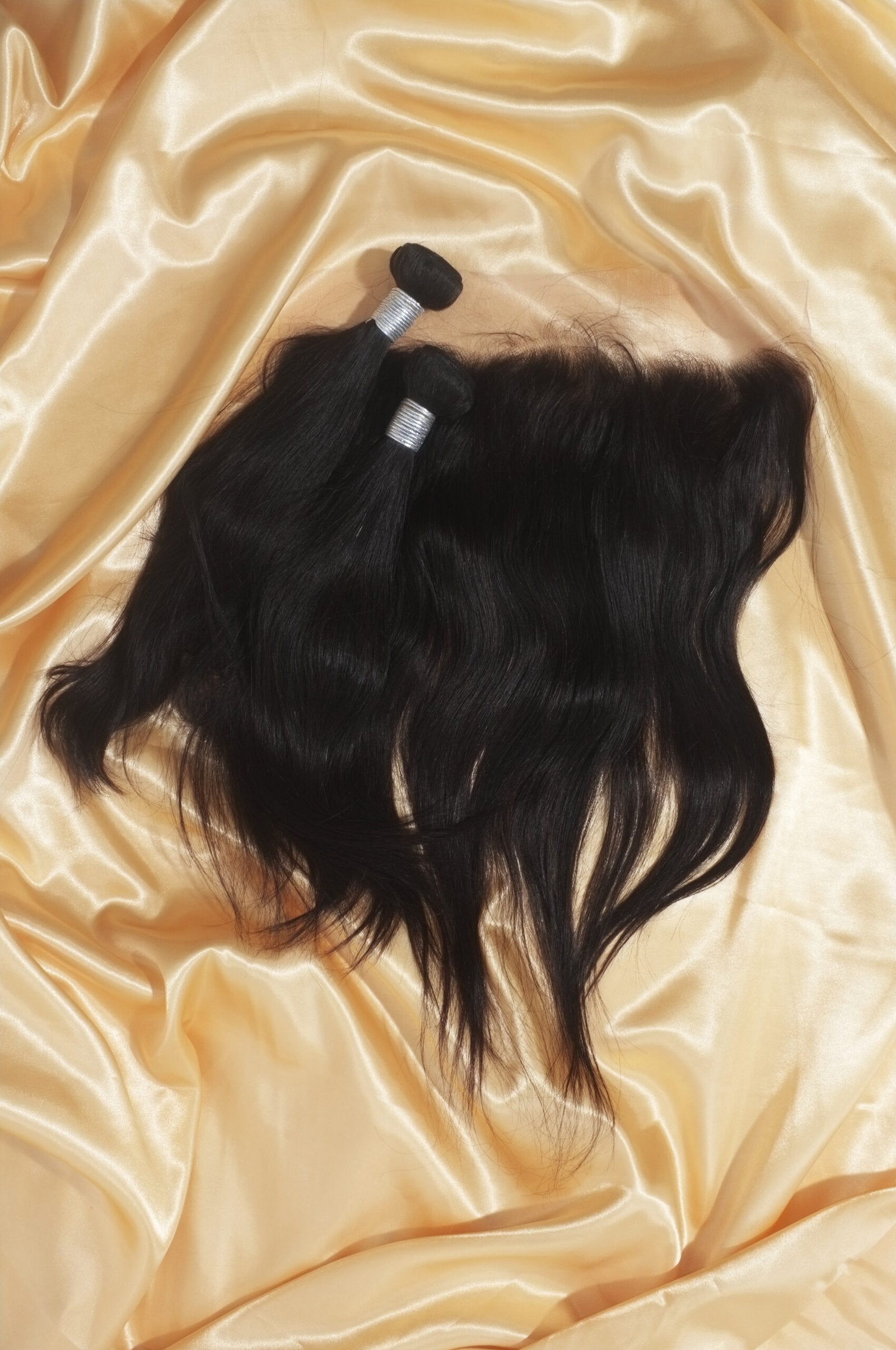 Frontal + 3 Bundle Deals (Natural Loose Wave)